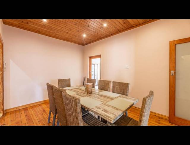 4 BEDROOM HOUSE FOR SALE IN OAKDALE